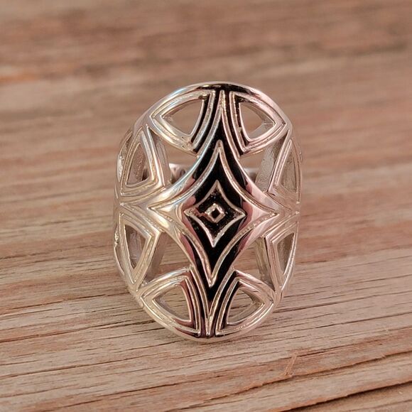 New Elle Sterling Silver Reflections Modern Openwork Ring - Picture 3 of 10